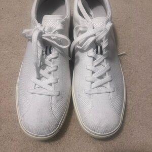 Rothy's White Sole Pattern